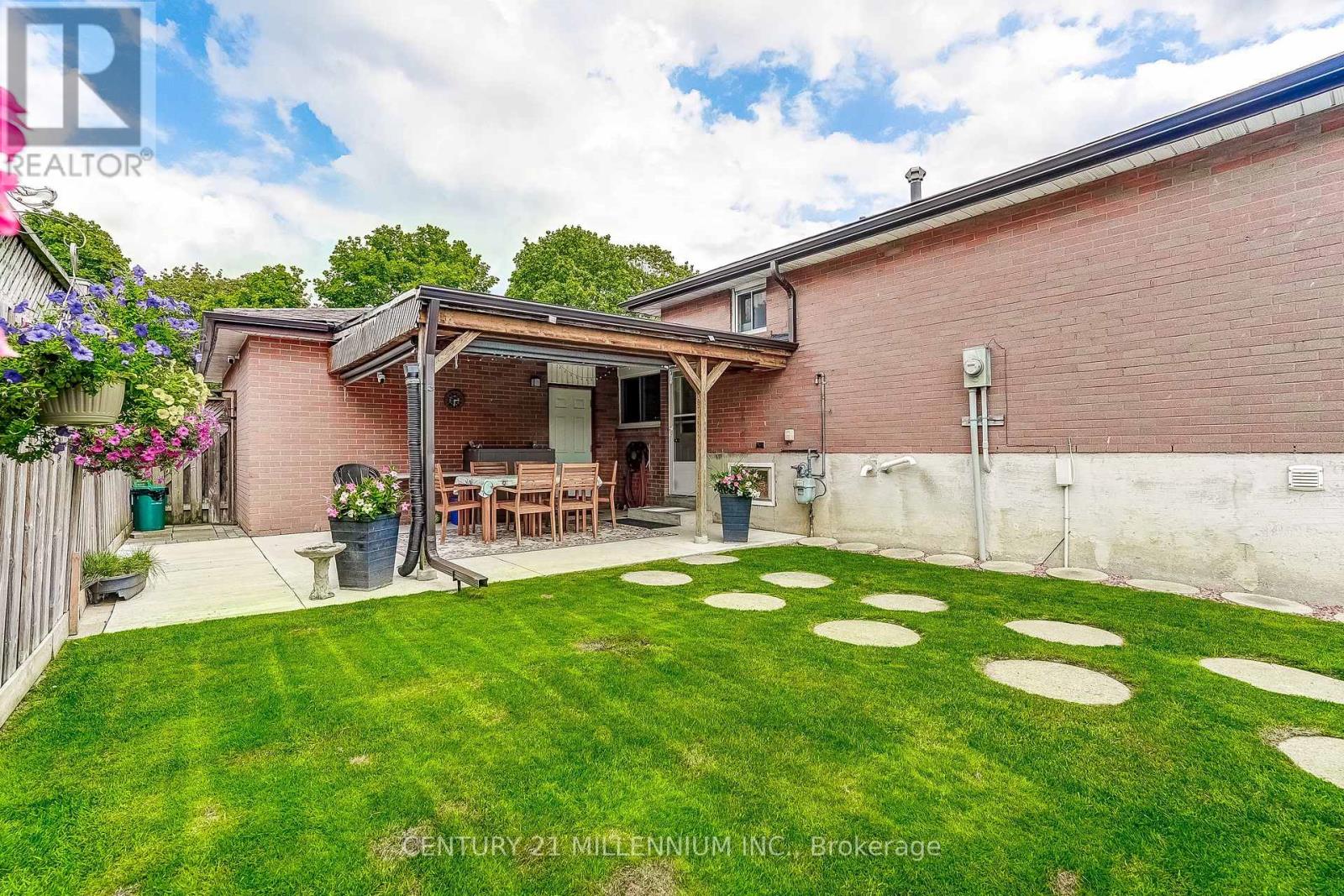 72 Glebe Crescent, Brampton, ON photo 37