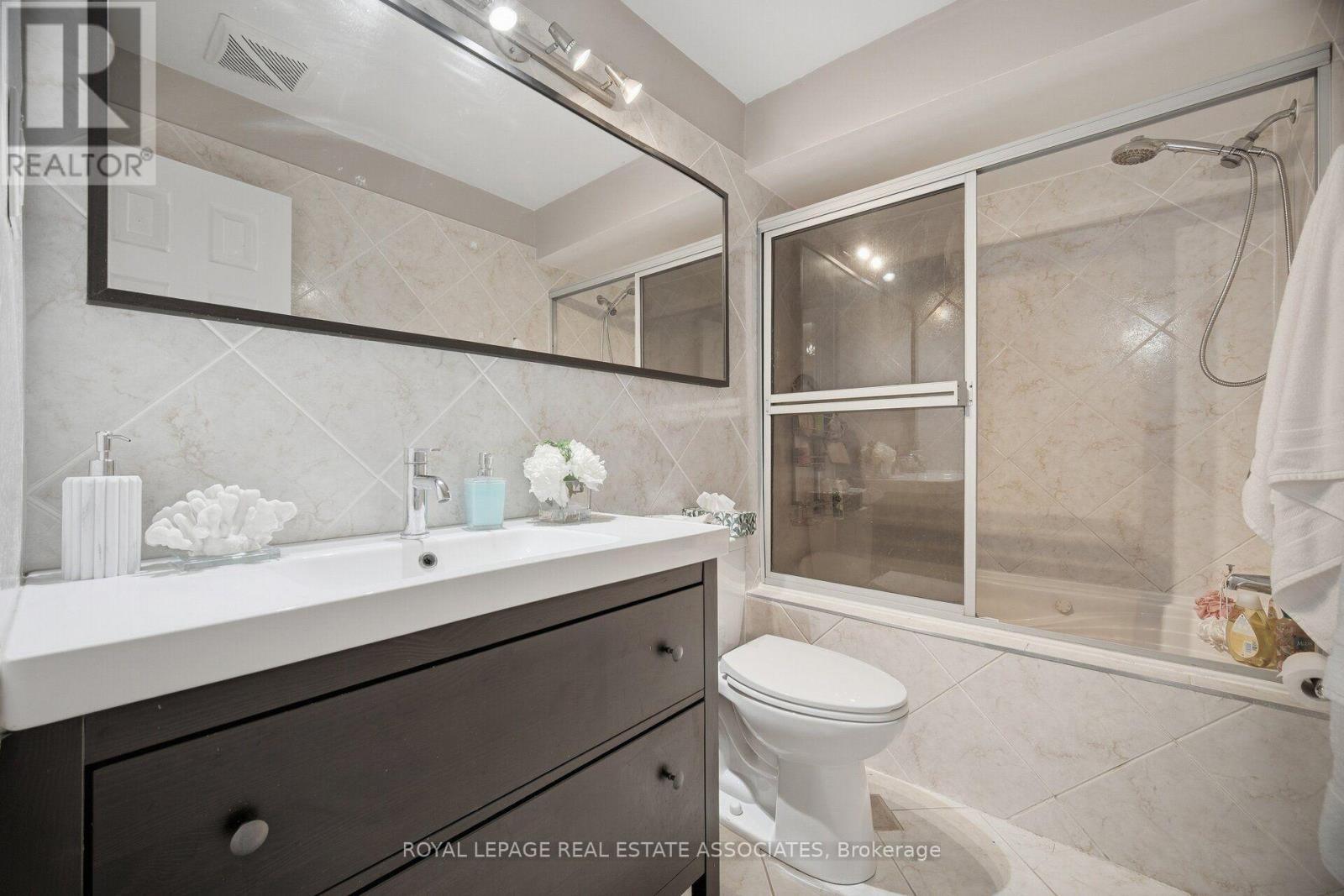 4002 Bishopstoke Lane, Mississauga, ON photo 41