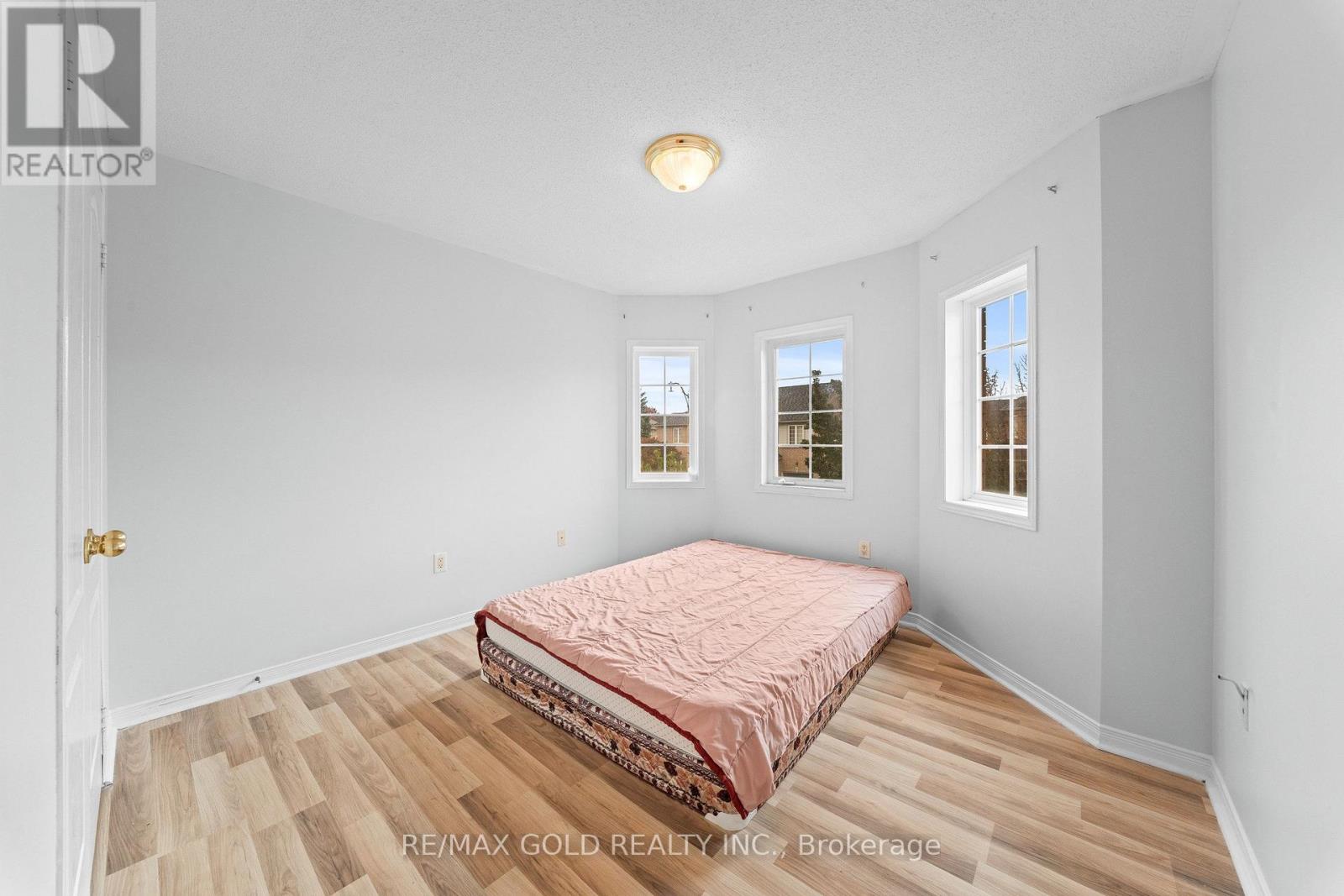7 Frostbite Lane, Brampton, ON photo 24