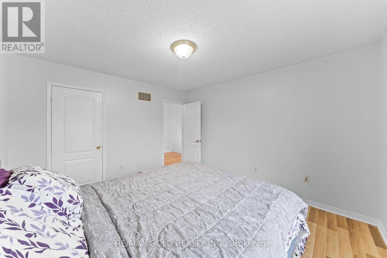 7 Frostbite Lane, Brampton, ON photo 27