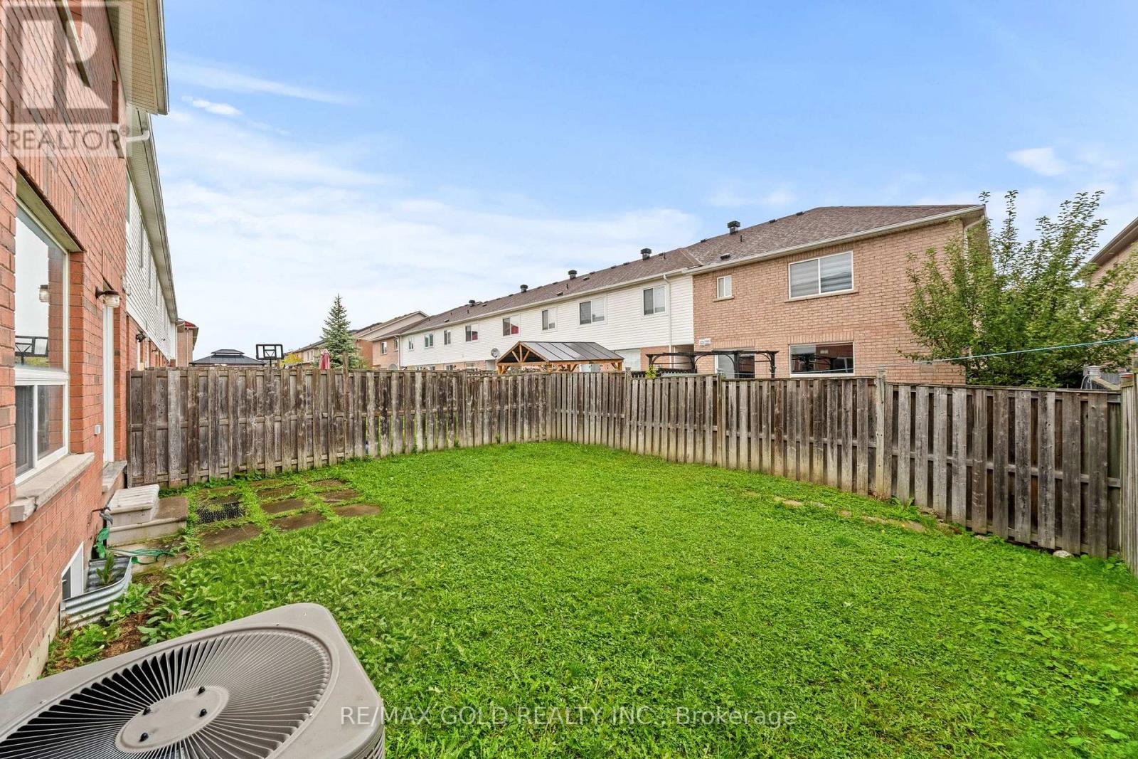 7 Frostbite Lane, Brampton, ON photo 41
