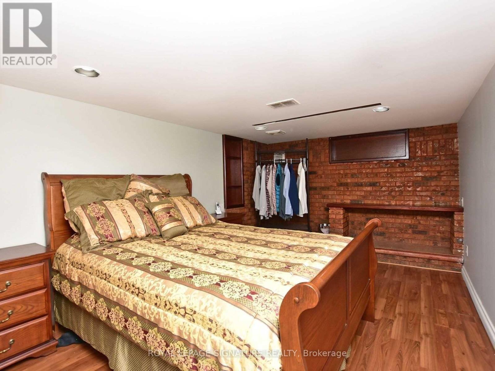 103 RICHARDSON AVENUE - 31