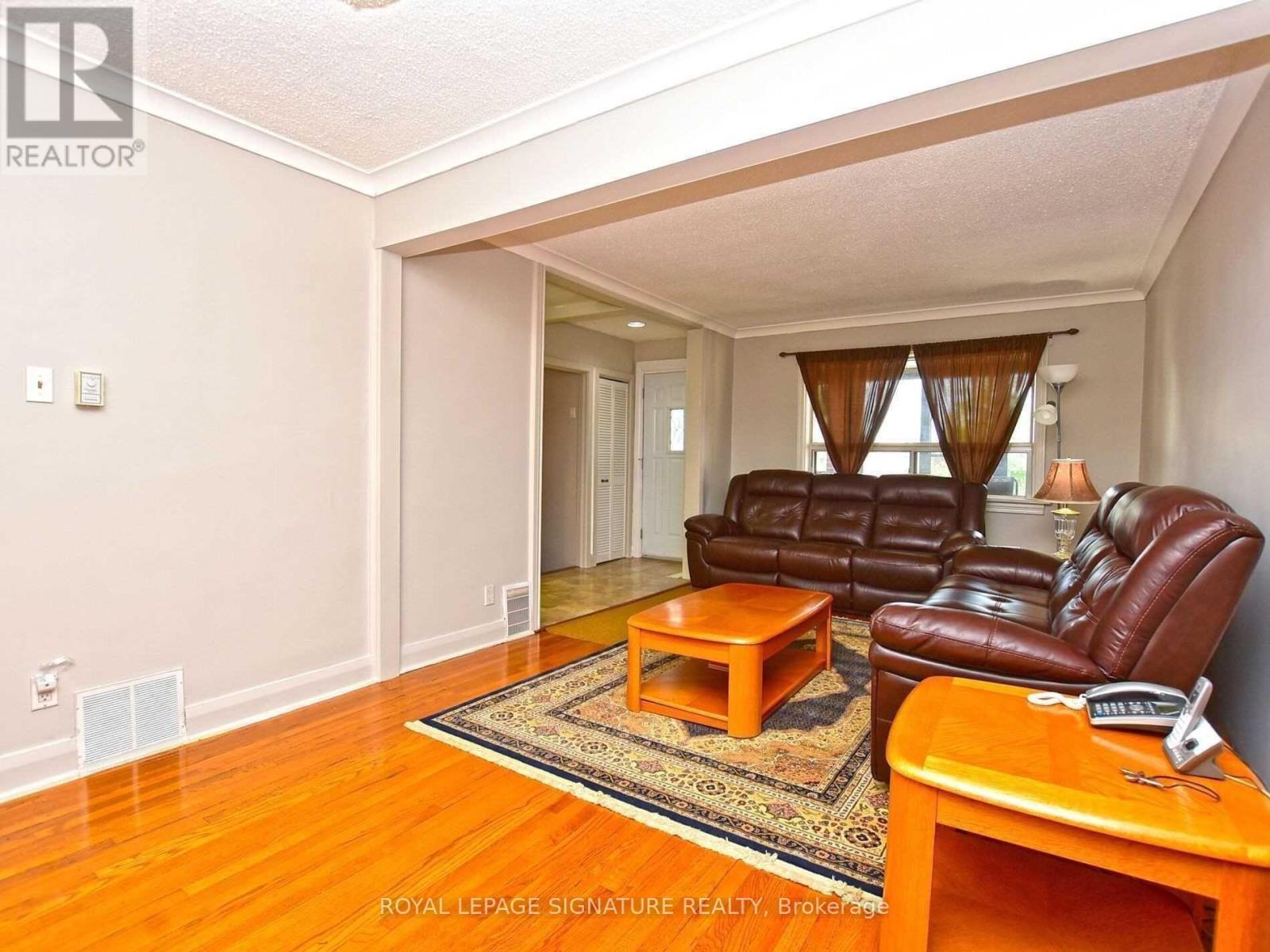 103 RICHARDSON AVENUE, Toronto (Beechborough-Greenbrook) — photo 8