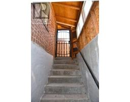 103 Richardson Avenue, Toronto, ON M6M3S2 Photo 23