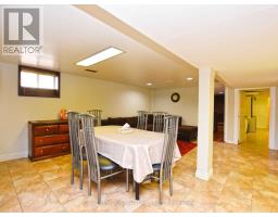 103 Richardson Avenue, Toronto, ON M6M3S2 Photo 24