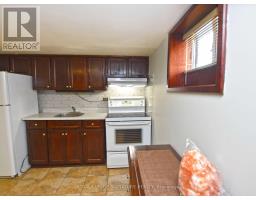 103 Richardson Avenue, Toronto, ON M6M3S2 Photo 26