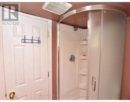 103 Richardson Avenue, Toronto, ON M6M3S2 Photo 33