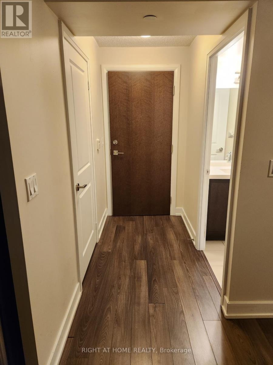 2 Eva Road — photo 20