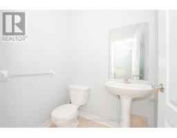 16 Baby Pointe Trail, Brampton, ON L7A0W3 Photo 12