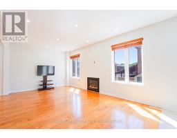 16 Baby Pointe Trail, Brampton, ON L7A0W3 Photo 8