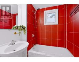 Bathroom - 80 Tisdale Street N, Hamilton, ON L8L5M6 Photo 10