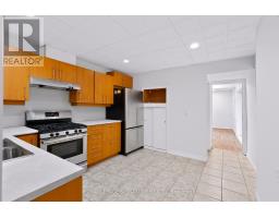 Bedroom 4 - 80 Tisdale Street N, Hamilton, ON L8L5M6 Photo 8
