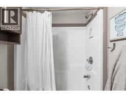 925 Leon Avenue Unit# 618, Kelowna, BC V1Y0E5 Photo 8
