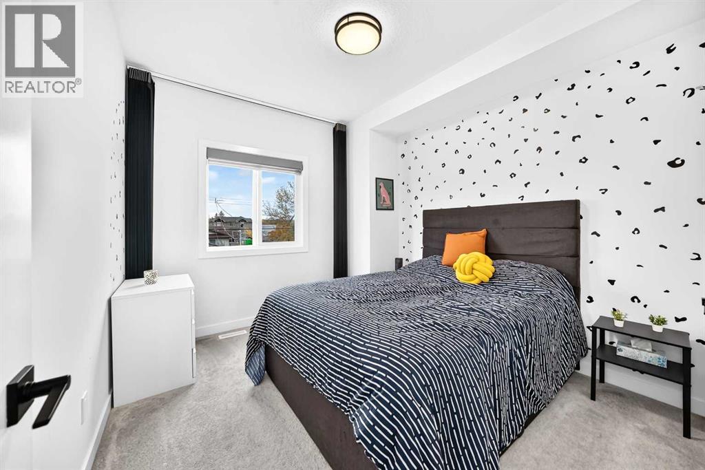 4510 72 Street NW photo 32