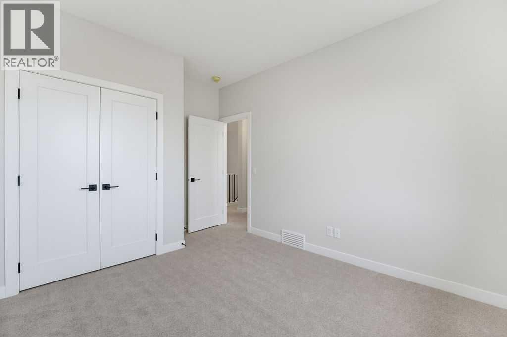 83 Crestridge Heights SW - Image 29