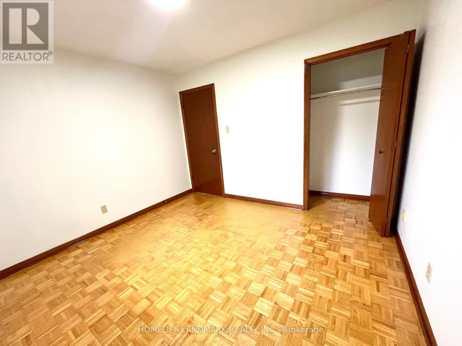 44 Lady Churchill Court — photo 14