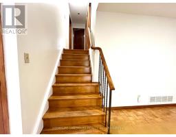 44 Lady Churchill Court, Toronto, ON M1V2J6 Photo 8