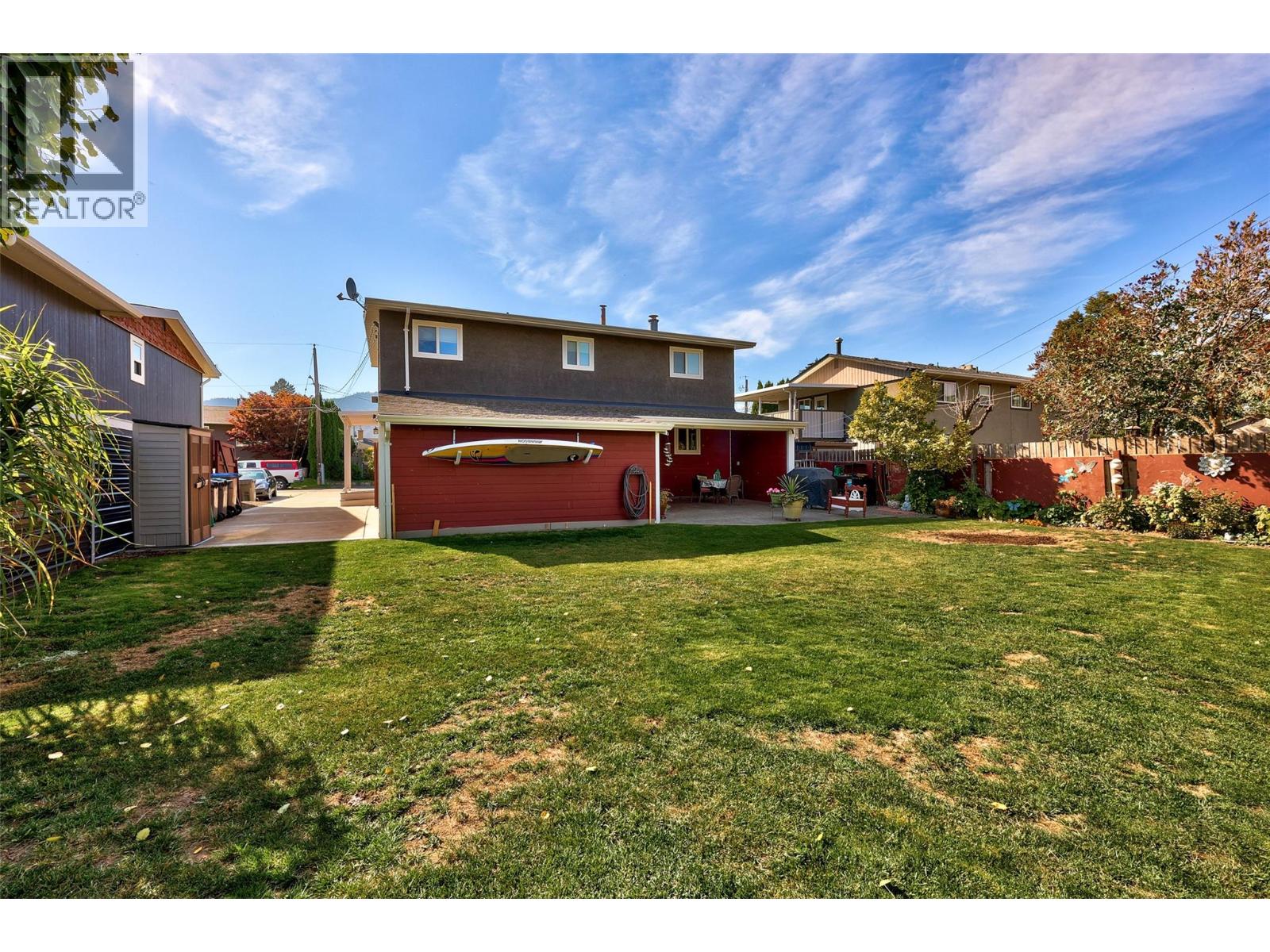 732 Ivy Avenue, Kamloops - Image 1