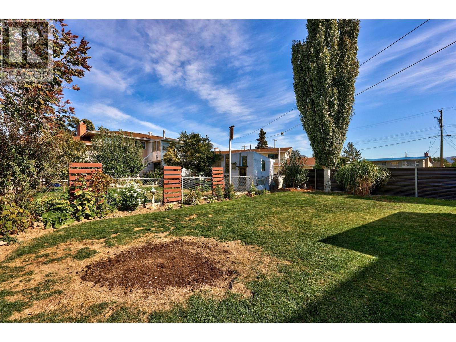 732 Ivy Avenue, Kamloops - Image 1