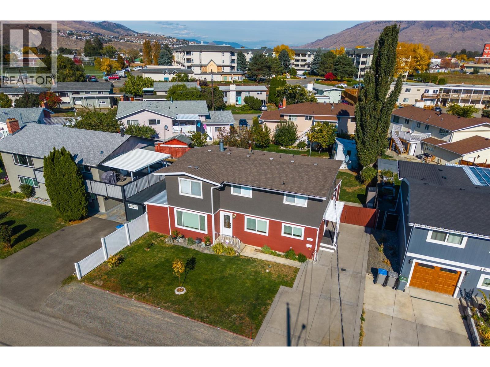 732 Ivy Avenue, Kamloops - Image 1