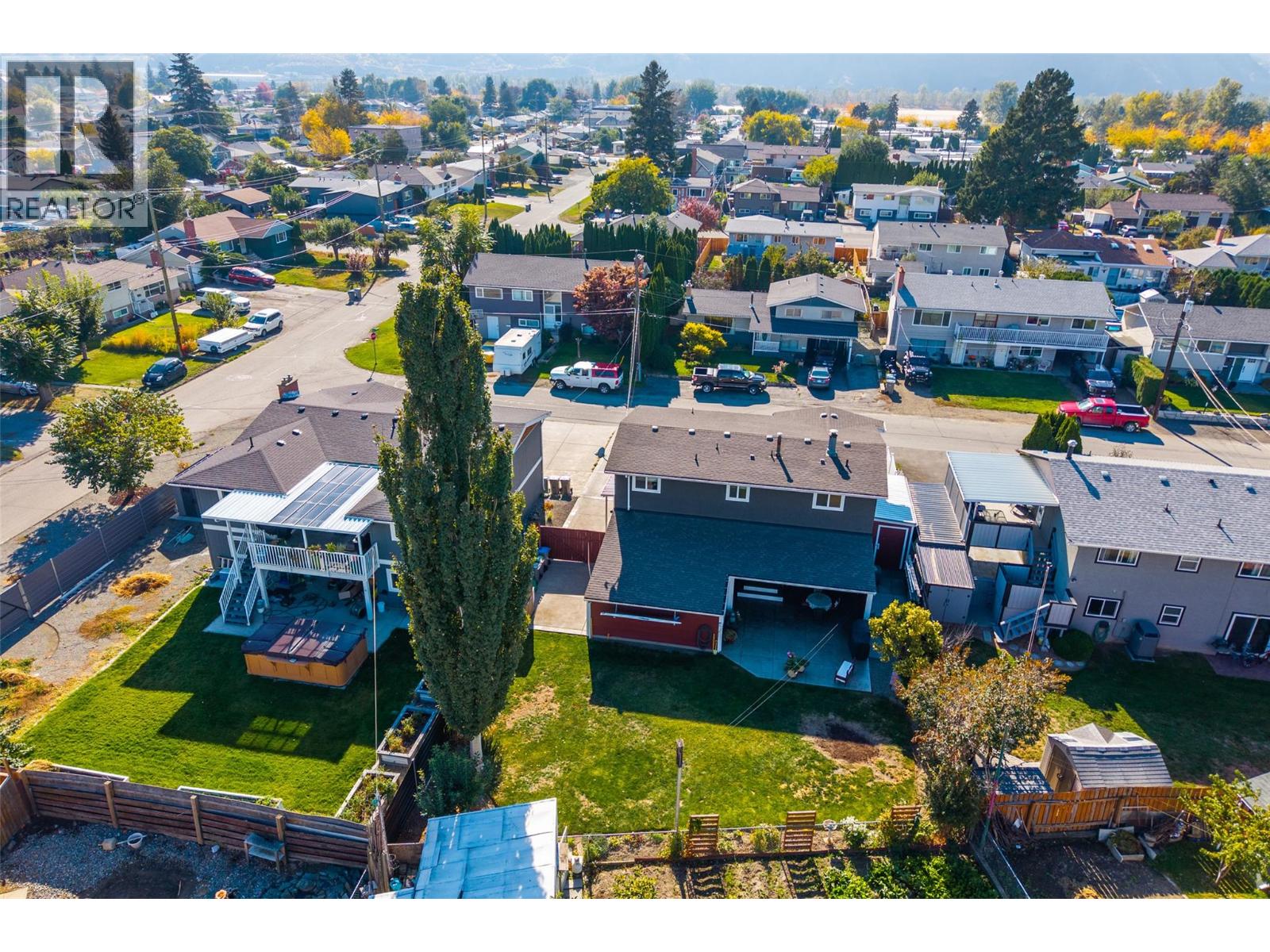 732 Ivy Avenue, Kamloops - Image 1