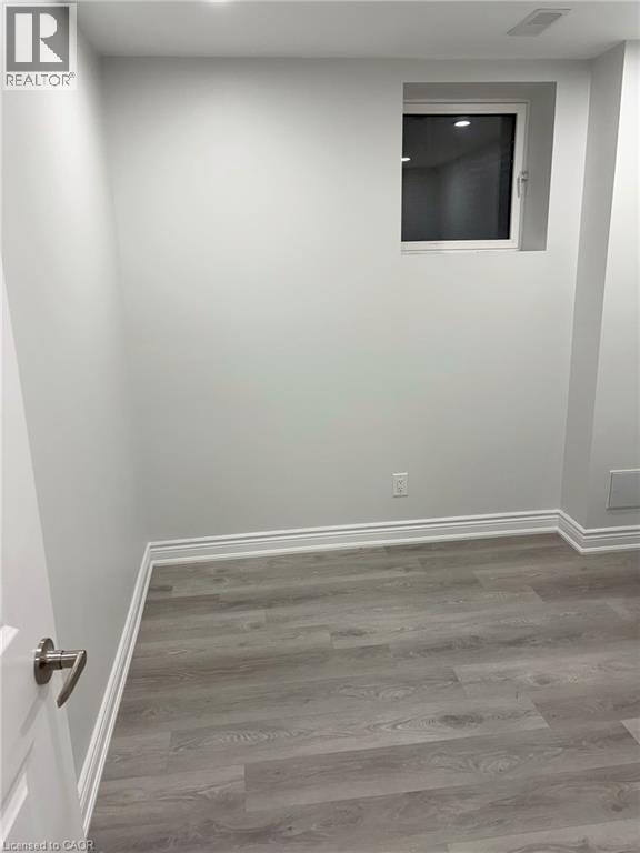 37 Parkglen Street — photo 13