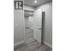 37 Parkglen Street Unit# Lower Level, Kitchener, ON N2R0L8 Photo 12