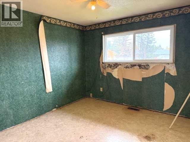 11452 97 Street - Image 12