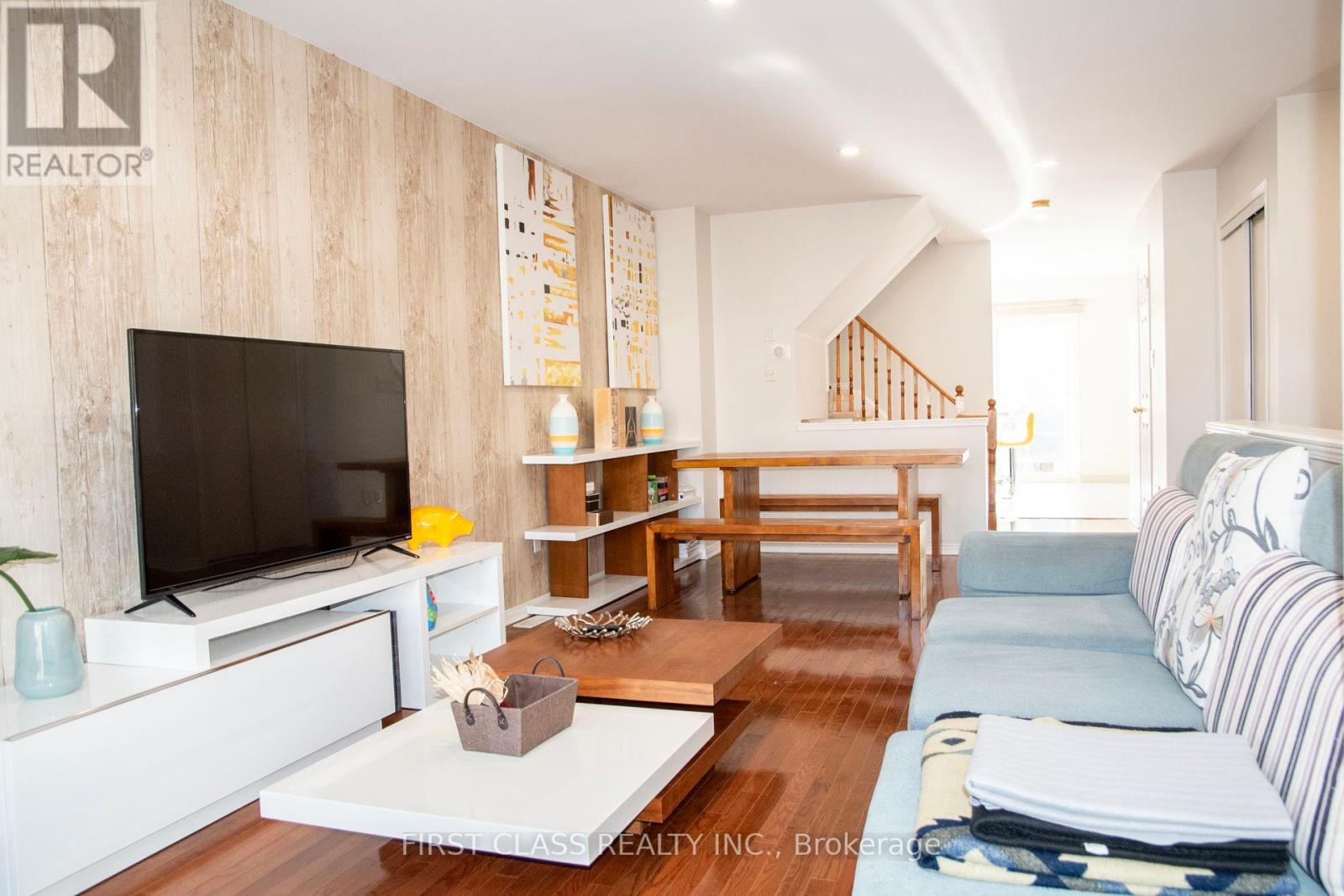 7224 DEANLEE COURT, Mississauga (Lisgar) — photo 2