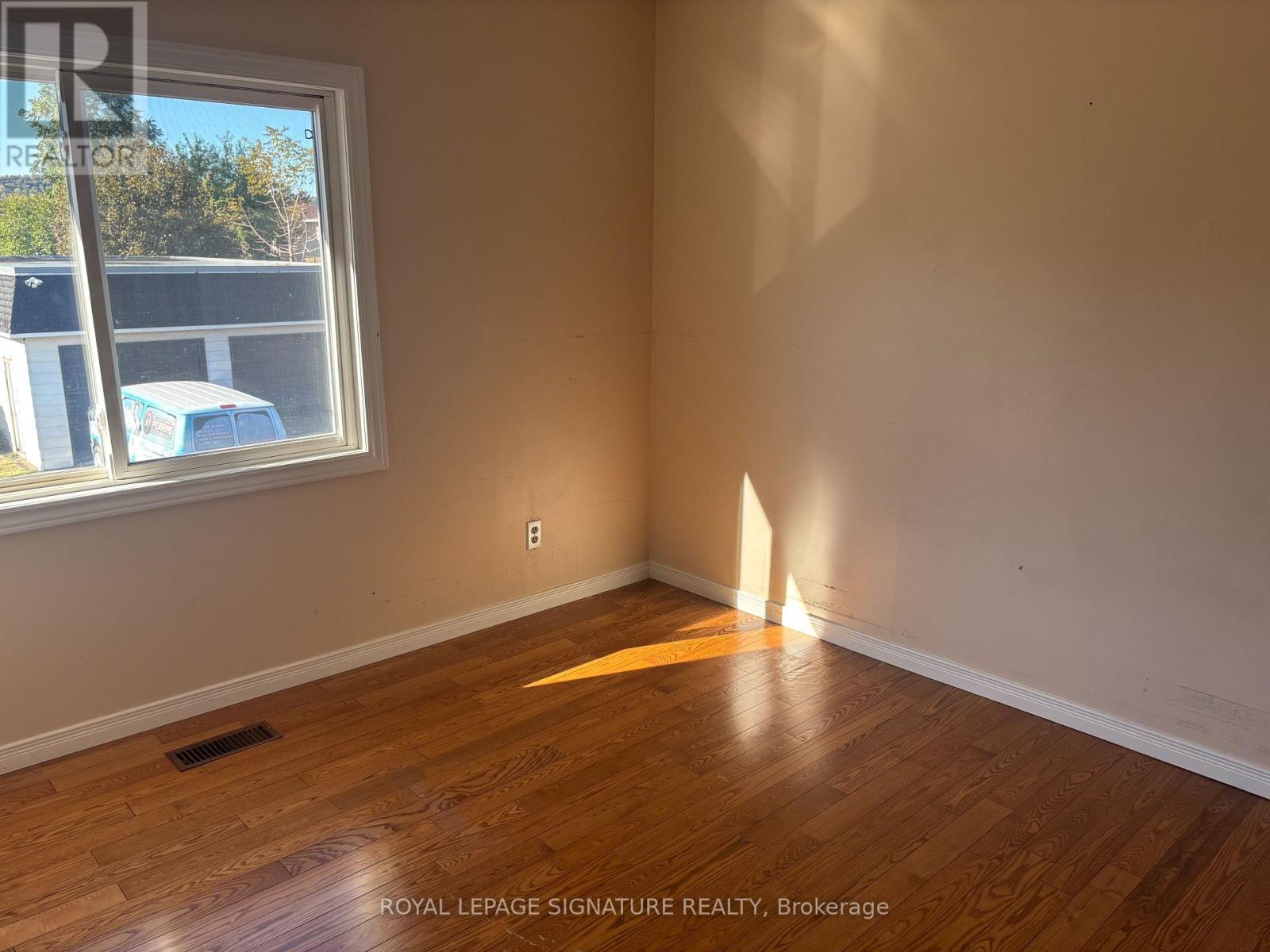 232 Barton Street — photo 14