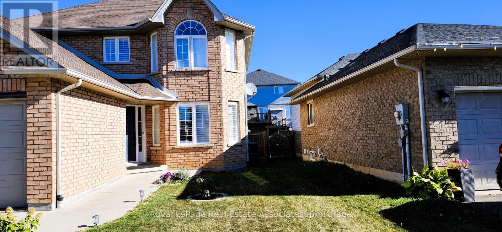 59 SOLSBURY CRESCENT, Hamilton (Mount Hope) — photo 2