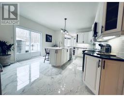 Kitchen - 461 John Aselford Drive, Ottawa, ON K2W1A8 Photo 15