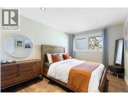 364 Killarney Glen Court SW - photo 18