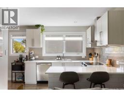 364 Killarney Glen Court SW - photo 11