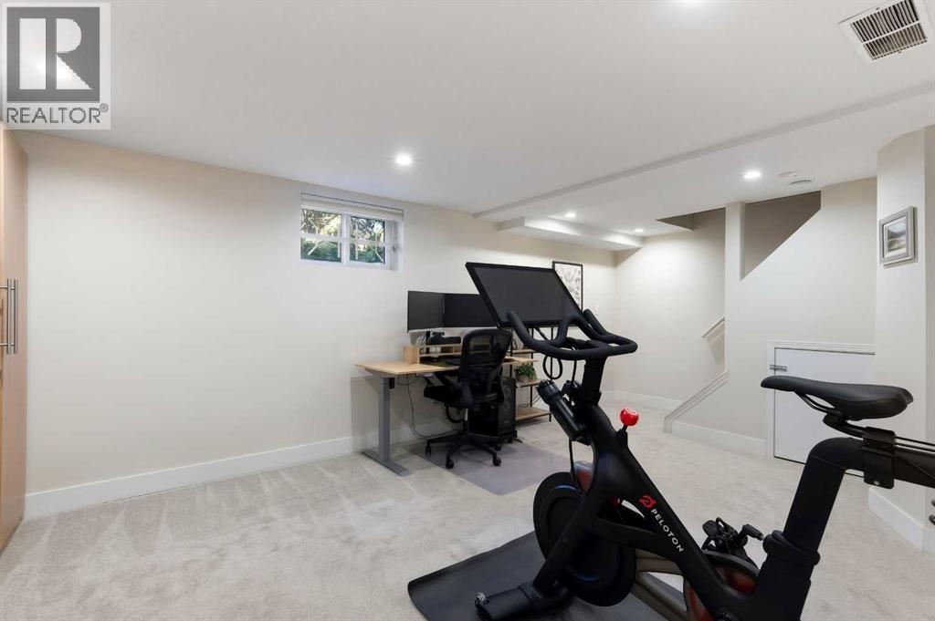 364 Killarney Glen Court SW - photo 32