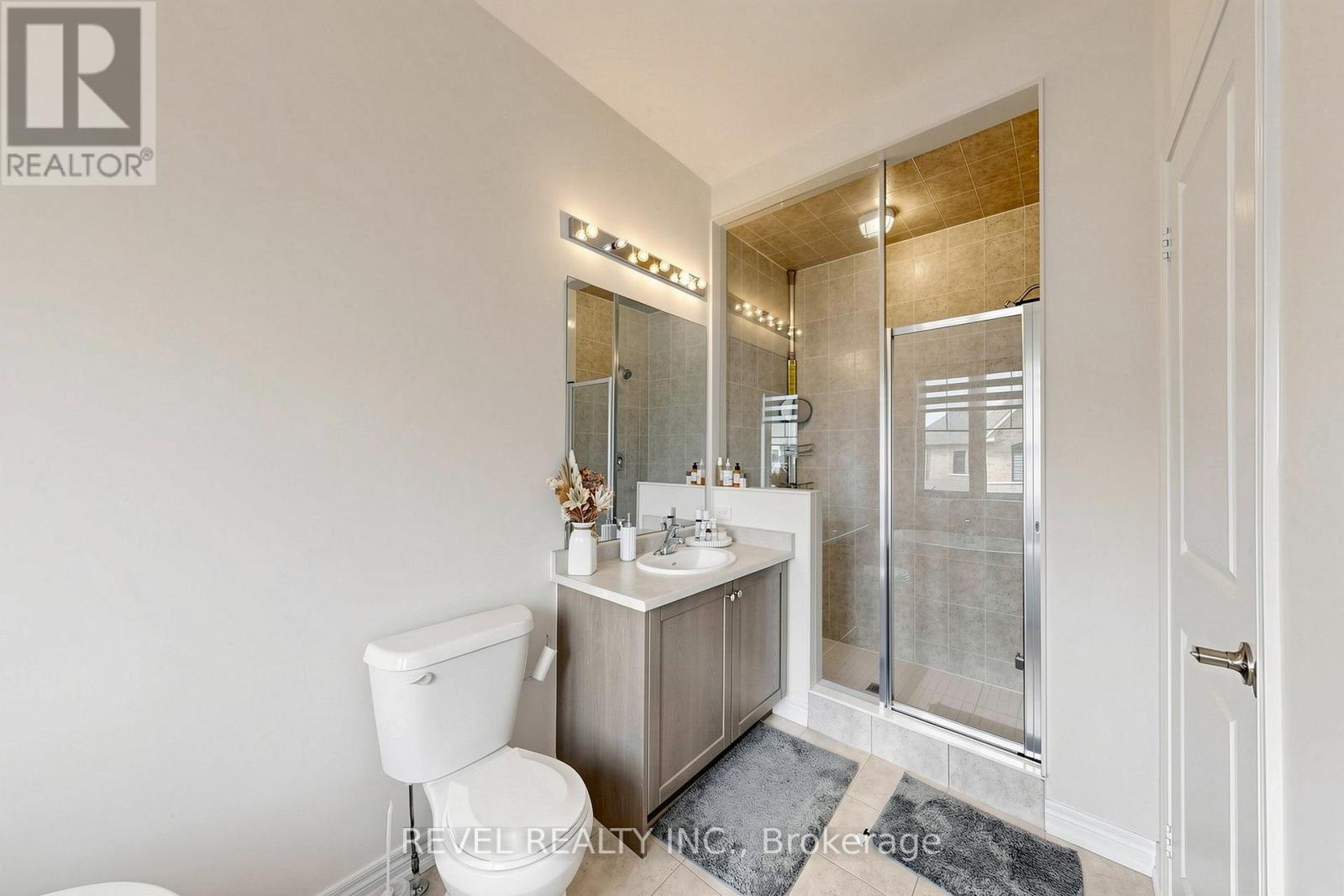 6 Dumaine Street, Whitby, ON photo 33