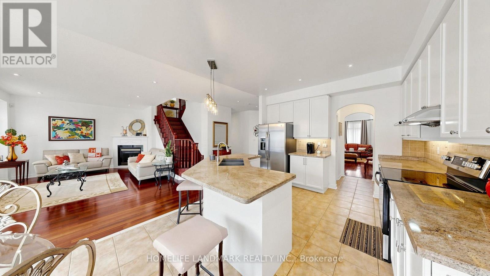 25 Gordon Weedon Road, Markham, ON photo 16