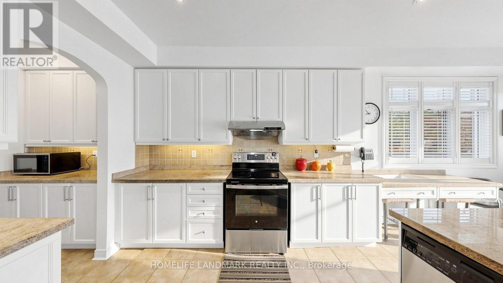 25 GORDON WEEDON ROAD - 18