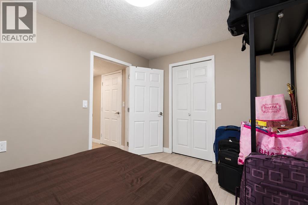 29 Elgin Mews SE - 31