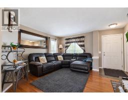 4pc Bathroom - 29 Elgin Mews Se, Calgary, AB T2Z4J9 Photo 7