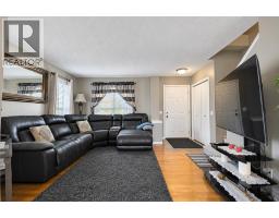29 Elgin Mews Se, Calgary, AB T2Z4J9 Photo 8