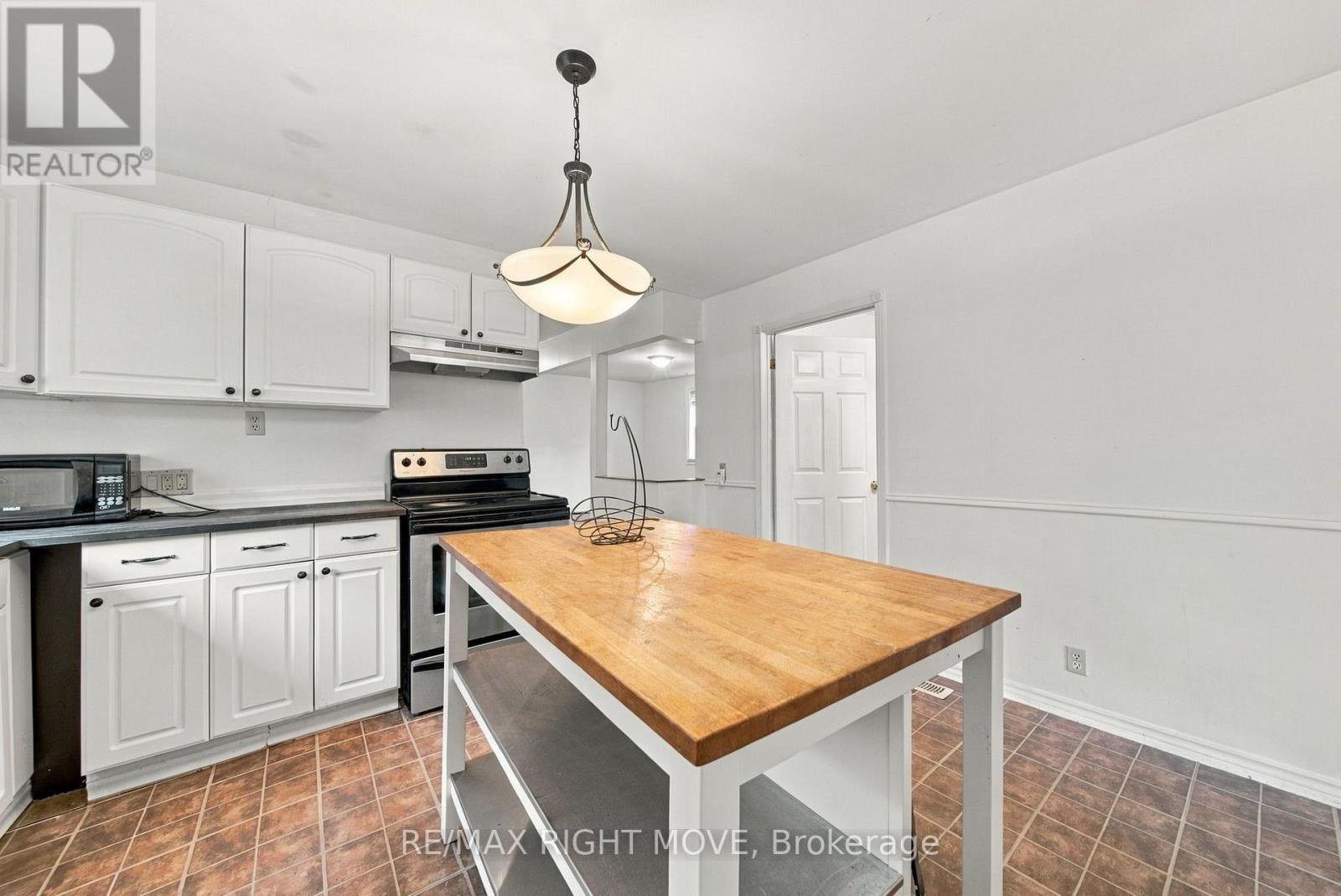 173 Barrie Road, Orillia, ON photo 15
