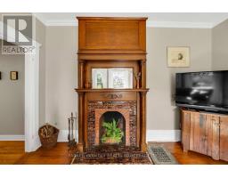 102 Clapperton Street, Barrie, ON L4M3G2 Photo 13