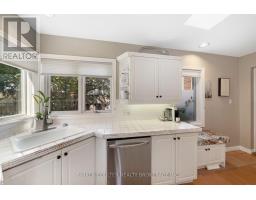 102 Clapperton Street, Barrie, ON L4M3G2 Photo 16