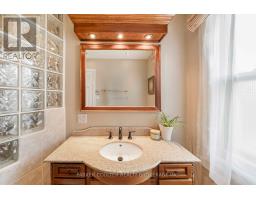 102 Clapperton Street, Barrie, ON L4M3G2 Photo 23