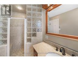 102 Clapperton Street, Barrie, ON L4M3G2 Photo 24