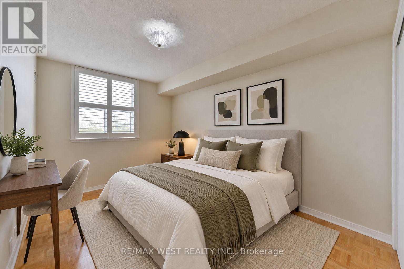 7373 Martin Grove Road — photo 28