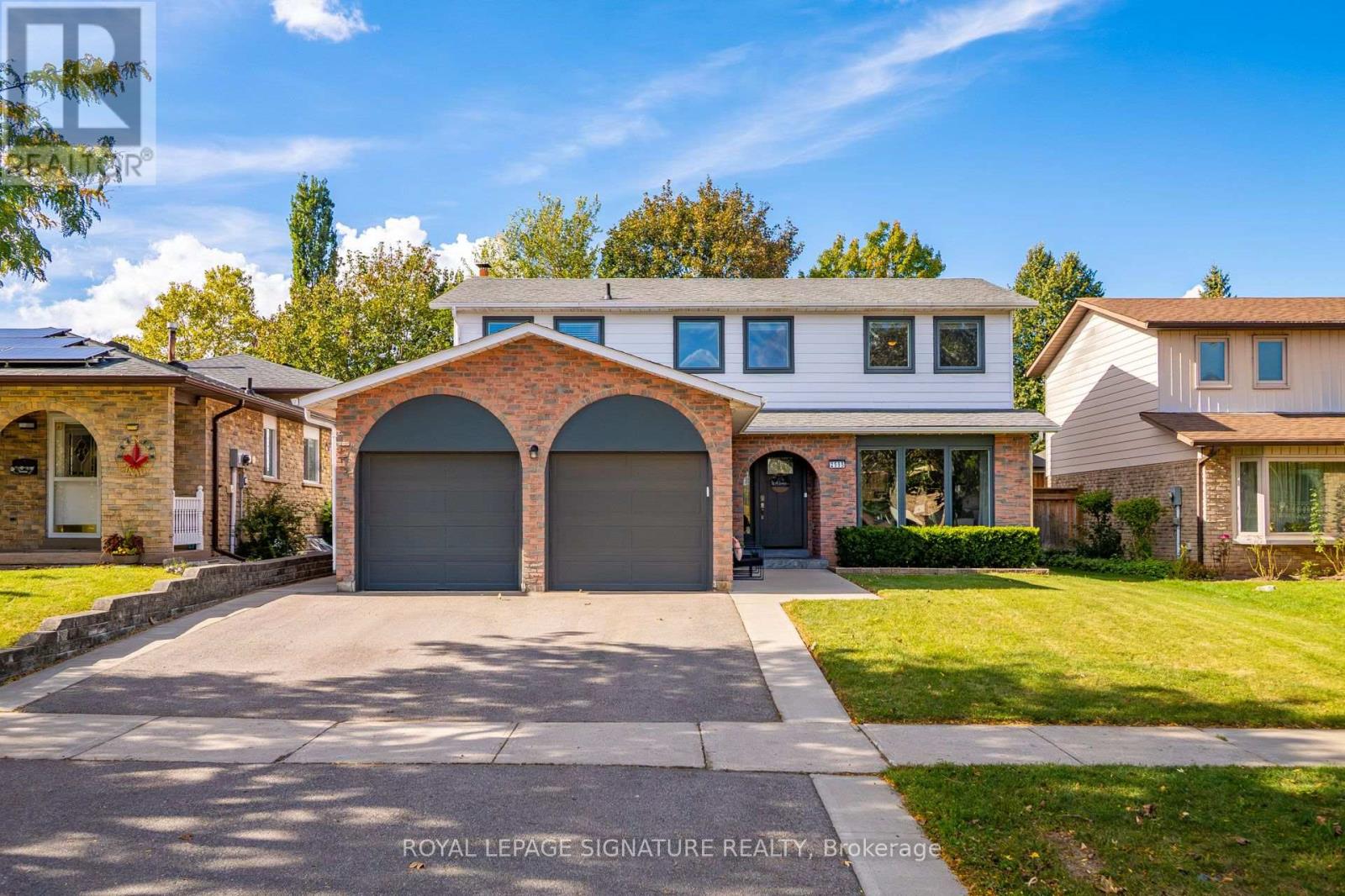 2595 Cavendish Drive, Burlington, ON photo 1
