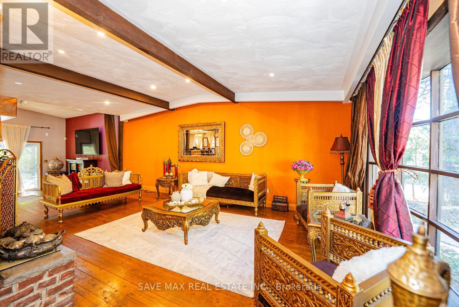 1215 MARTINS BOULEVARD - 14