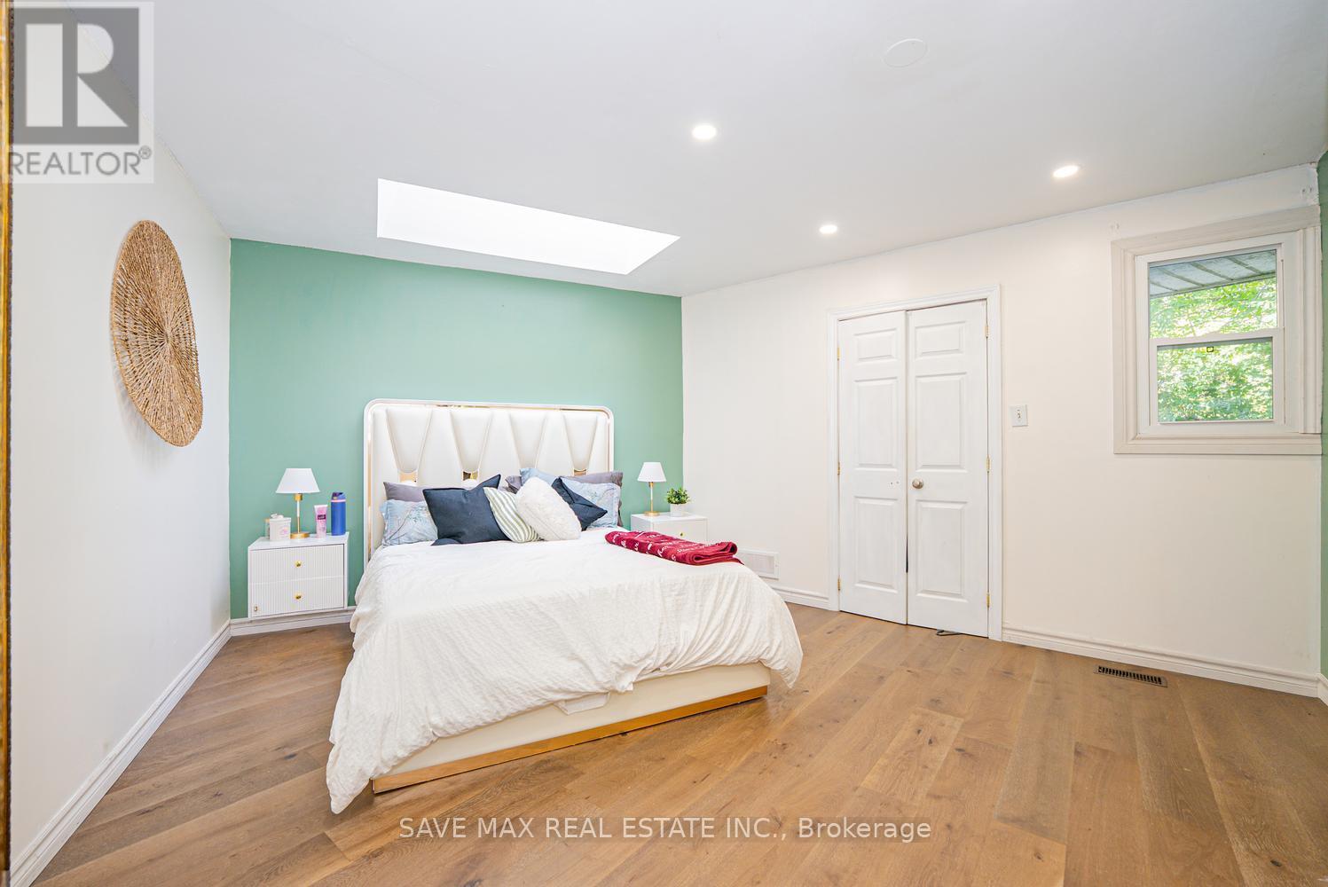 1215 MARTINS BOULEVARD - 34